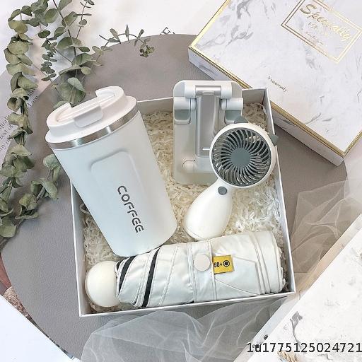 MOQ2 Business Gifts Set