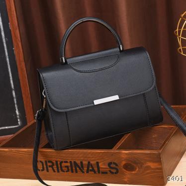 Fashionable and versatile small square bag single shoulder portable lady bag