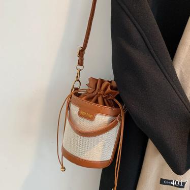  new fashion bucket bag, minority design, foreign style, high sense, versatile, popular one Shoulder Messenger Bag