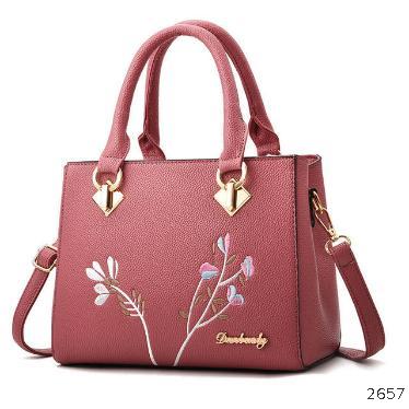 Large capacity crossbody bag