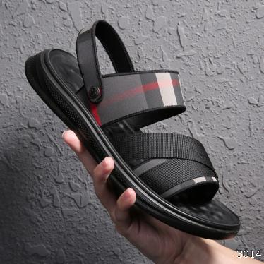 New summer sandals Non-slip sandals for boys