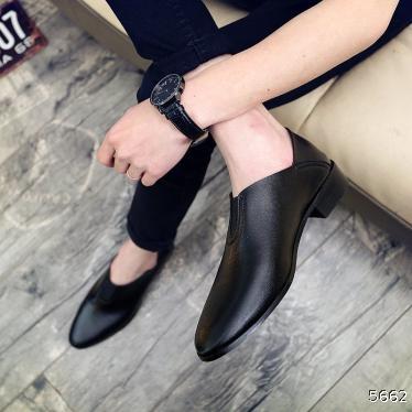  British fashion men's casual shoes, lazy shoes, Korean version, breathable cover, hairdresser's pointed small shoes, versatile