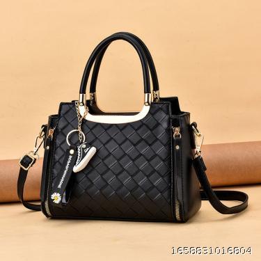  handbag women's Korean fashion versatile handbag women's small bag fashion one shoulder messenger bag women's wing bag