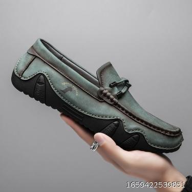  casual men's shoes, leather pea shoes, breathable and versatile for youth