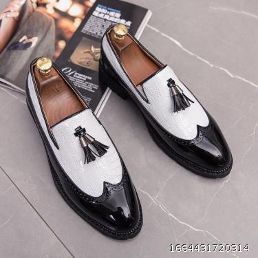 Fashion oversize men's tassel casual leather shoes British style jacket foot breathable fashion men's nightclub with hairdresser