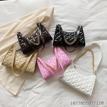 2022 new fashion fashion fashion retro texture underarm bag simple law stick chain portable shoulder bag female