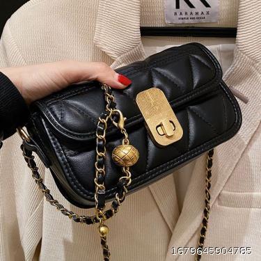 Chain Small Bag Female 2022 New Fashion Versatile One Shoulder Crossbody Bag Advanced Texture Diamond Checker Small Square Bag Female