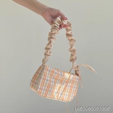 Checkered pleated drawstring handbag for women's new girl cute nylon cloth shoulder bag casual crossbody bag