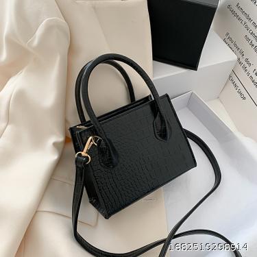 Texture small square bag, simple and atmospheric, one shoulder crossbody bag, net red handbag