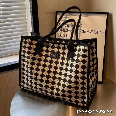 Large Capacity Bag Women's Spring/Summer Fashion Advanced Shoulder Bag Plaid Versatile Tote Bag Canvas Handbag Mommy Bag