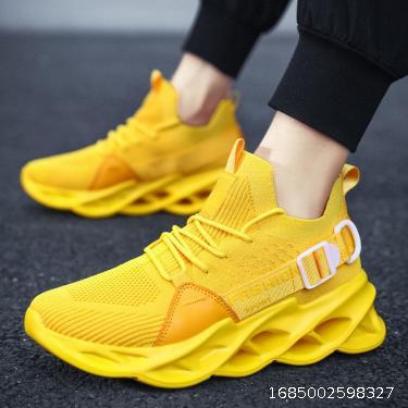 Men's Shoes Spring New Large Fashion Mesh Face Men's Running Casual Sports Shoes