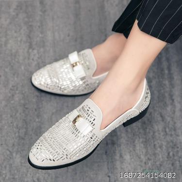 Autumn Korean version men's large fashion shoes fashion Lefu shoes lace drill casual leather shoes rhinestone British men's shoes
