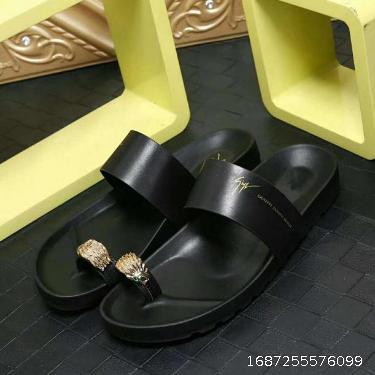 Europe Station Summer New Men's Business Casual Sandals Fashion Sports Genuine Leather Anti slip Beach Sandals