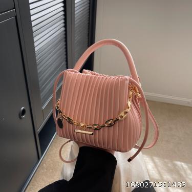 One shoulder crossbody bag Portable minimalist pleated bucket bag