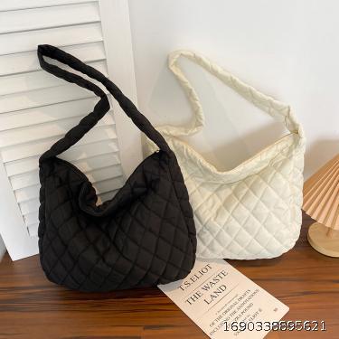 Simple Solid Color Tote Bag Autumn/Winter Lingge Large Capacity Casual Shoulder Bag