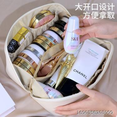 Makeup Bag Women's Portable High Capacity Advanced Travel Wash Waterproof Cosmetics Storage Bag