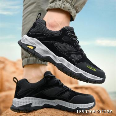 Men's Shoes New Outdoor Large Mountaineering Shoes Soft Sole Breathable Versatile Lightweight Leisure Travel Labor Protection Running Sports Shoes