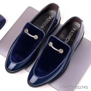 Men's Leather Shoes 2023 New Youth Trend Korean casual shoes with pointed tips, bright leather shoes, British slip-on shoes, work shoes