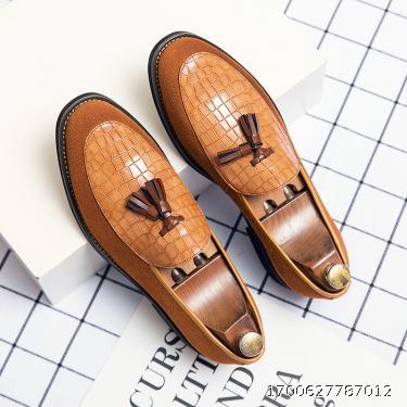 2023 Spring and Autumn Men's Shoes Business Men's Casual Leather Shoes British Fashion Slippers Large Shoes