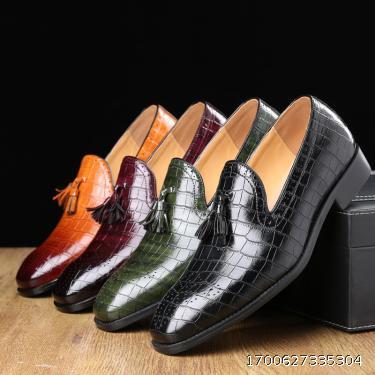 British Pointed Business Dress Shoes Set Feet Tassel Block Carved Leather Shoes