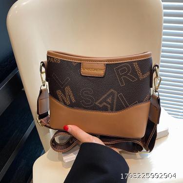 Trendy and Versatile Wanderer Bag with High Quality and Unique Design, Single Shoulder Crossbody Bag