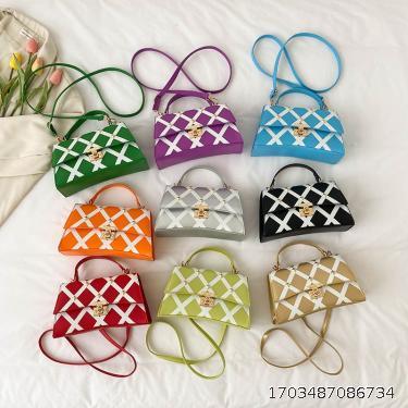 Lingge Rivet Bag Women's Bag Fashionable and Western Style Crossbody Bag Trendy Texture Casual One Shoulder Small Square Bag