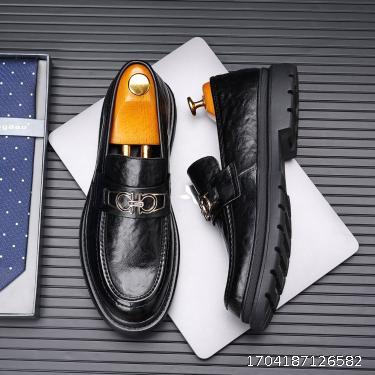 Men's Low Top Lefu Shoes Lazy Man Kicks Round Toe Leather Shoes Men's Business Dress Hand Grab Pattern Thick Sole Men's Shoes