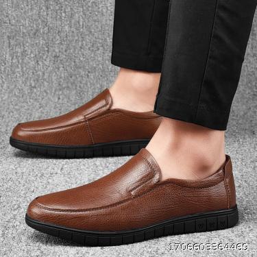2023 British Style Men's Business Leather Shoes Summer and Autumn One Step Driving Shoes Trendy Lazy Shoes Dou Dou Shoes Internet celebrity