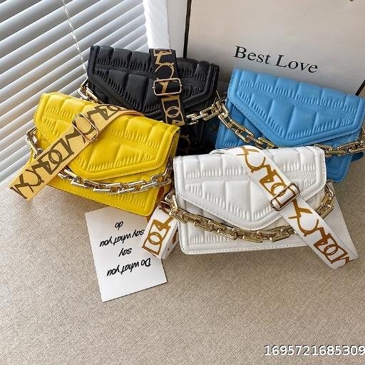 Chain small bag Women's candy colored pleated small square bag Fashionable personality single shoulder crossbody bag