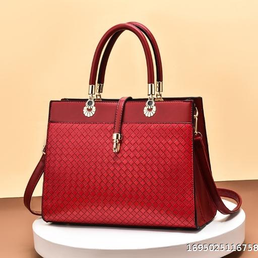 Simple and High Quality Portable Large Capacity Bag Bride Bag One Shoulder Wedding Bag