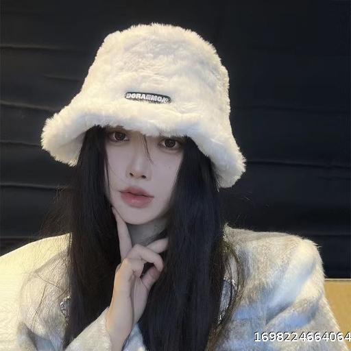 Hat Women's Autumn and Winter New Style Sticker Net Red Plush Fisherman Hat Show Face Small Retro Versatile Warm Plush Hat Trend