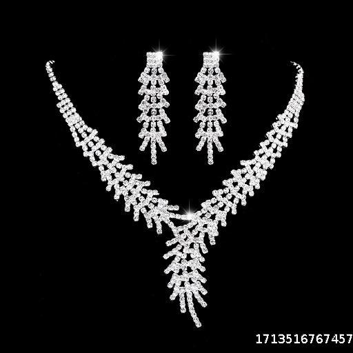 【 5 pieces per unit 】Luxury Wedding Dinner Party Women's Ice Flower Water Diamond Hollow Necklace Earnail Set