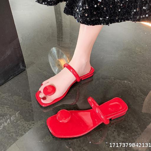 Oversized Women's Shoes 2024 Summer New Cross border Slippers Square Head Slope Heel Sandals Fashion Lacquer Leather Beach Shoes