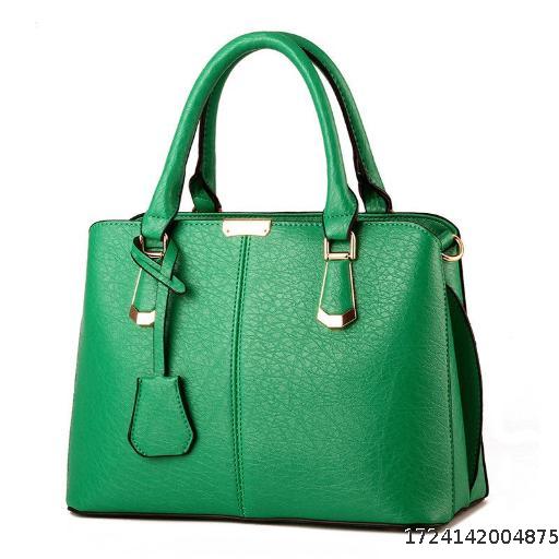 Fashionable Handheld One Shoulder Cross Shoulder Large Capacity Versatile Atmospheric Trendy Bag