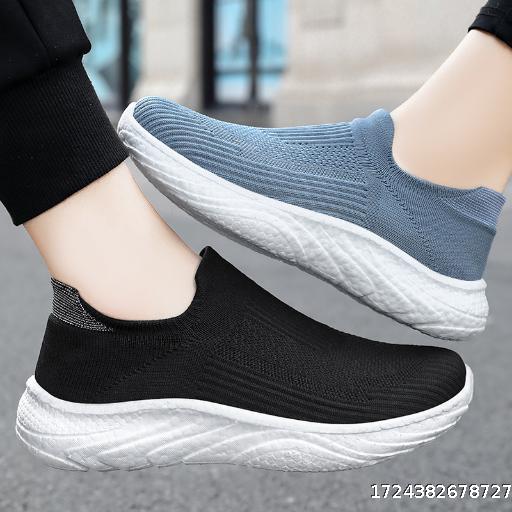 New Shoes Men's Flyknit Casual Shoes Soft soled Lightweight One Step Walking Shoes