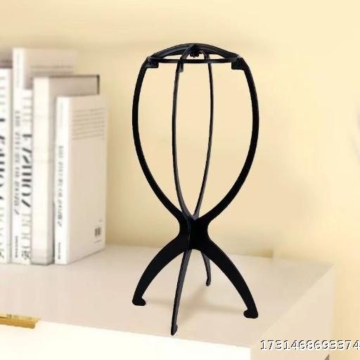 Wig holder