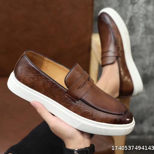 Large men's shoes leather shoes casual board shoes Le Fu shoes