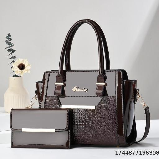 2025 Large capacity two-piece set new shiny women's tote bag crocodile pattern design suitable for business meetings and travel