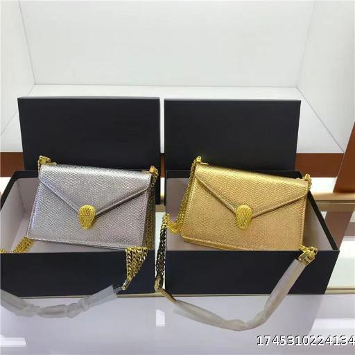 Fashion chain bag European and American hot-selling niche design big brand same snake head women's bag snake pattern crossbody bag