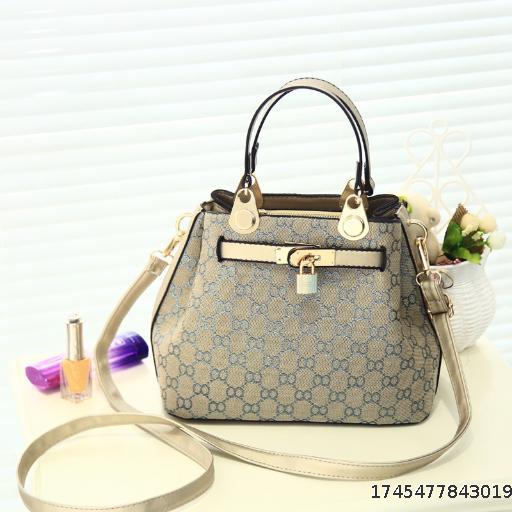 Popular new PU women's bags large capacity shoulder armpit women's bags casual simple Europe and the United States retro ladies Tote women's bags