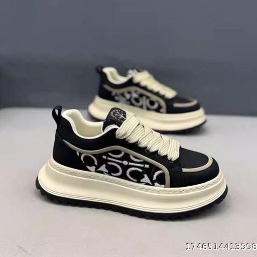 Classic Men's Lightweight Casual Shoes Breathable Leather Splicing Sports Board Shoes