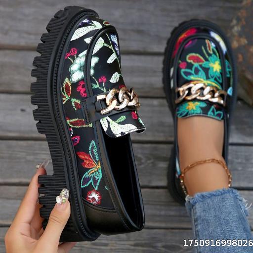 Plus Size British Style 2025 Spring, Autumn, and Winter New Style Loafers Versatile Trendy Thick Heel Retro Small Leather Shoes