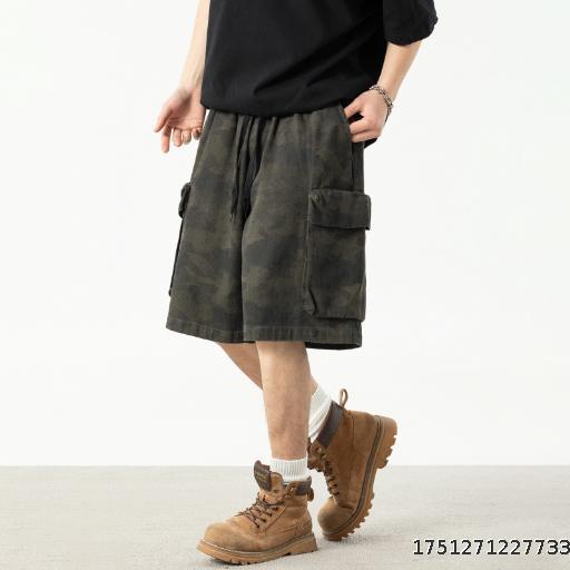 Camouflage workwear shorts for men