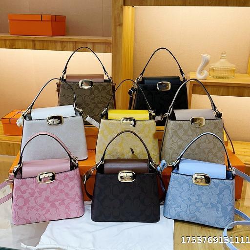 Bag 2025 Versatile New Women's Bag Simple Fashion Crossover Women's Bag Retro Women's Handbag