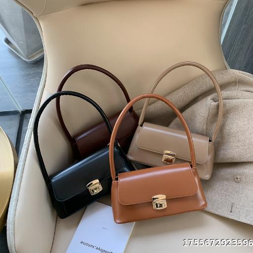 2023 Women's New Korean Versatile Personalized Handbag Hong Kong Style Single Shoulder Cross Bag
