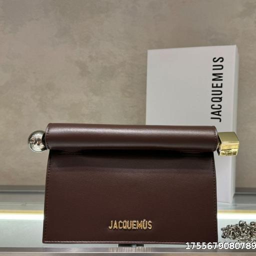  2024 Spring/Summer New French Niche Jacquemus Sheepskin Folding Handheld Chain Single Shoulder Premium Banquet Bag