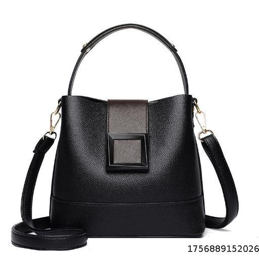  Water Bucket Bag for Women 2025 New Trendy Fashion Soft Leather Shoulder Crossbody Bag Versatile Large Capacity Handheld Women's Bag