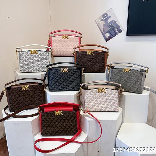 New Women's Small Square Bag Light Luxury Fashion Printed Crossbody Bag 2025 Hot Selling Small Fragrant Style Shoulder Bag