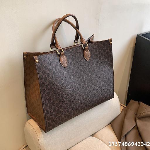 Women's Bag 2024 New Fashionable and Atmospheric Large Capacity Single Shoulder Handbag Handbag Commuter Women's Bag Tote Bag