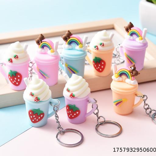 Creative Ice Cream Cup Keychain, Cute Girl's Heart Keychain, Car Hanging Decoration, Backpack Pendant, Graduation Gift